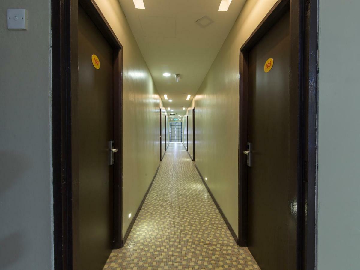 פורט דיקסון Oyo 1136 Pd Star Hotel מראה חיצוני תמונה