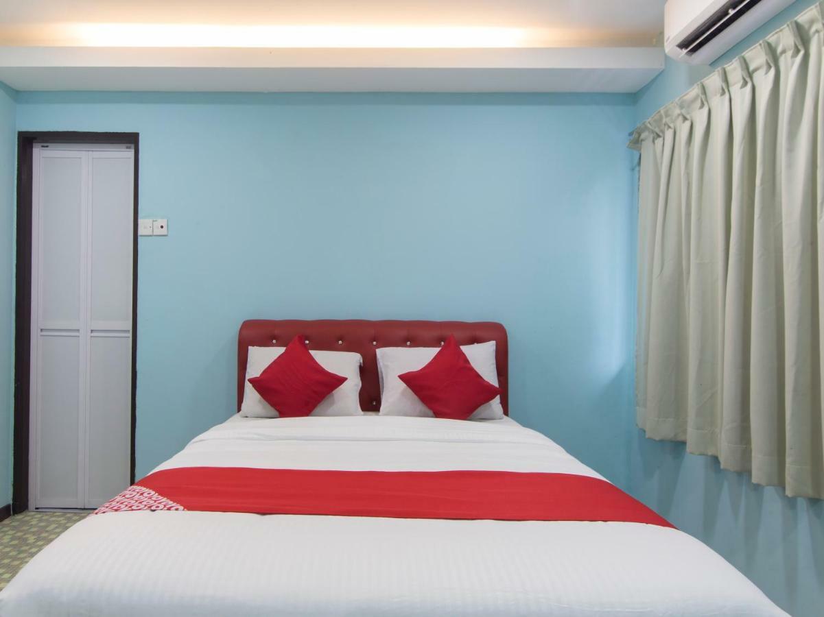פורט דיקסון Oyo 1136 Pd Star Hotel מראה חיצוני תמונה