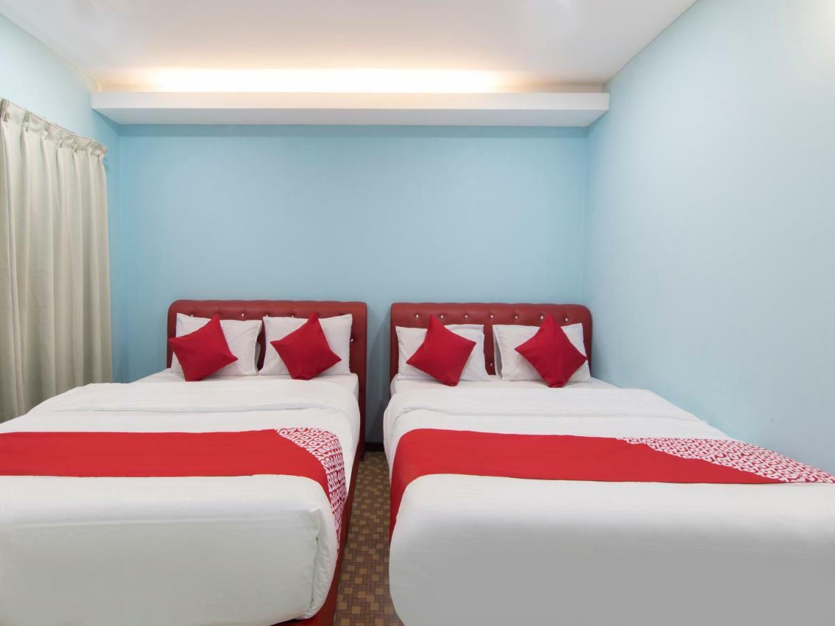 פורט דיקסון Oyo 1136 Pd Star Hotel מראה חיצוני תמונה