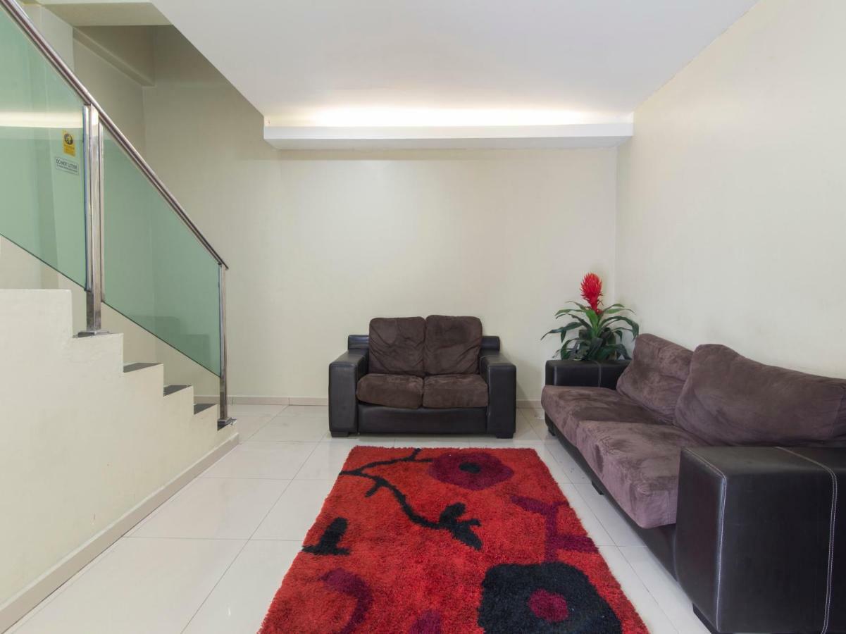 פורט דיקסון Oyo 1136 Pd Star Hotel מראה חיצוני תמונה
