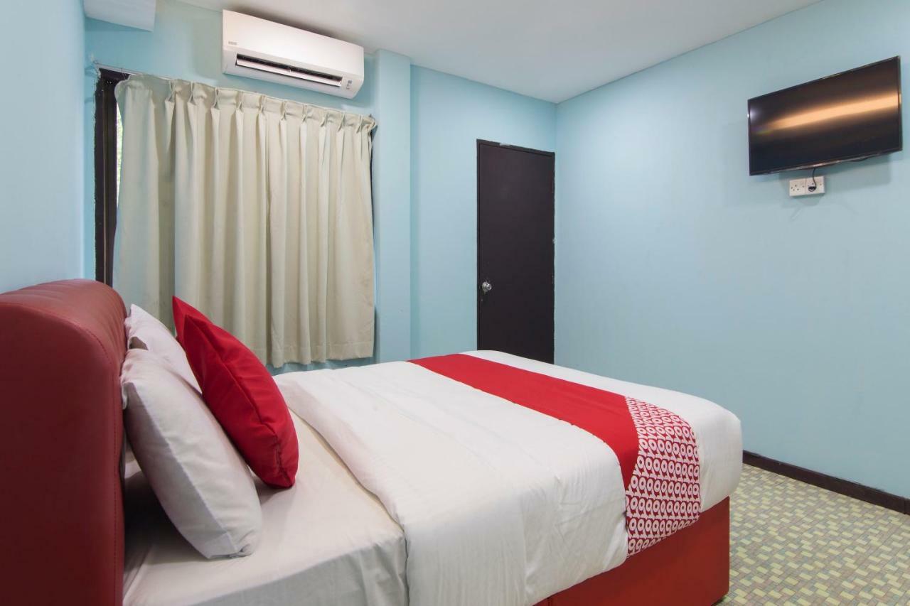 פורט דיקסון Oyo 1136 Pd Star Hotel מראה חיצוני תמונה
